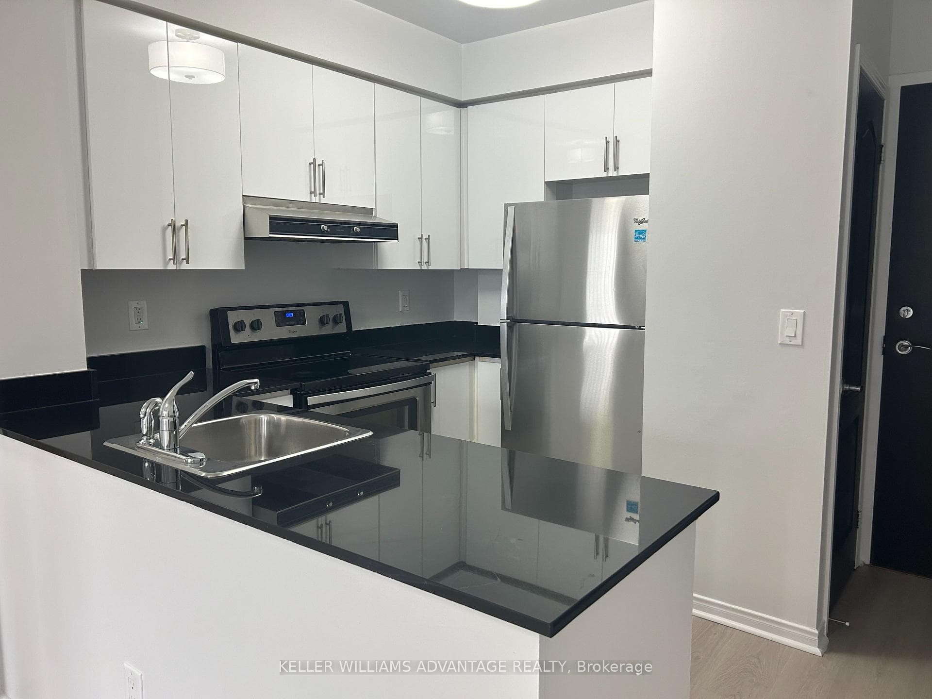 50 John Street Unit 1506 photo 3