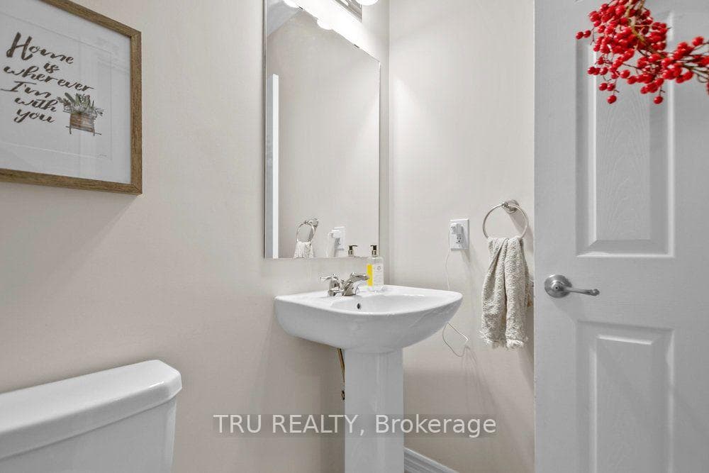 731 Brittanic Road photo 14
