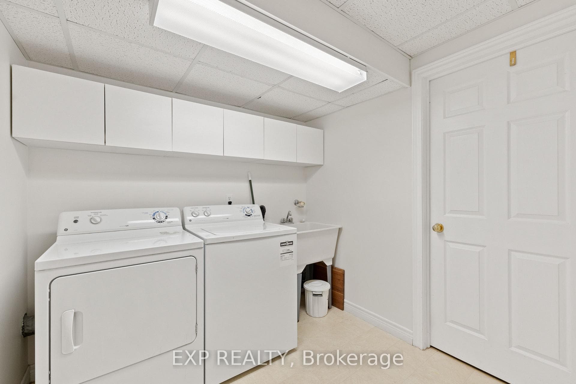 1036 Stone Cottage Crescent photo 43