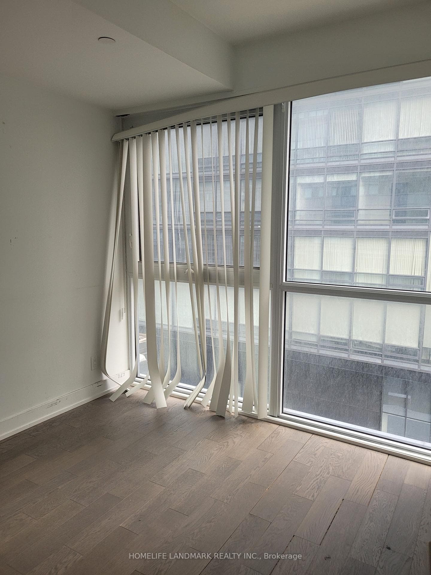 7 Grenville Street Unit 803 photo 10