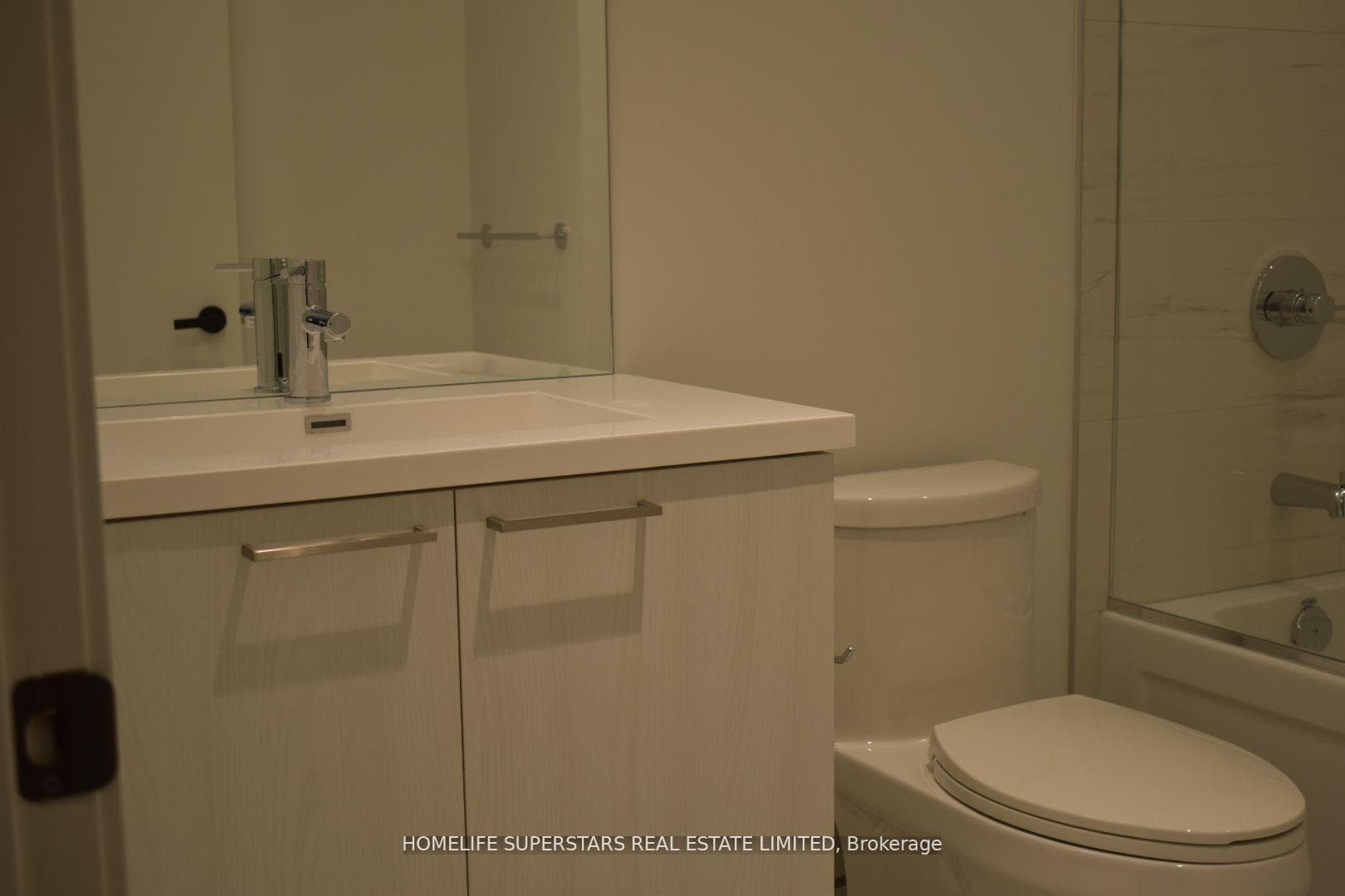 225 Commerce St Street Unit 610 photo 18