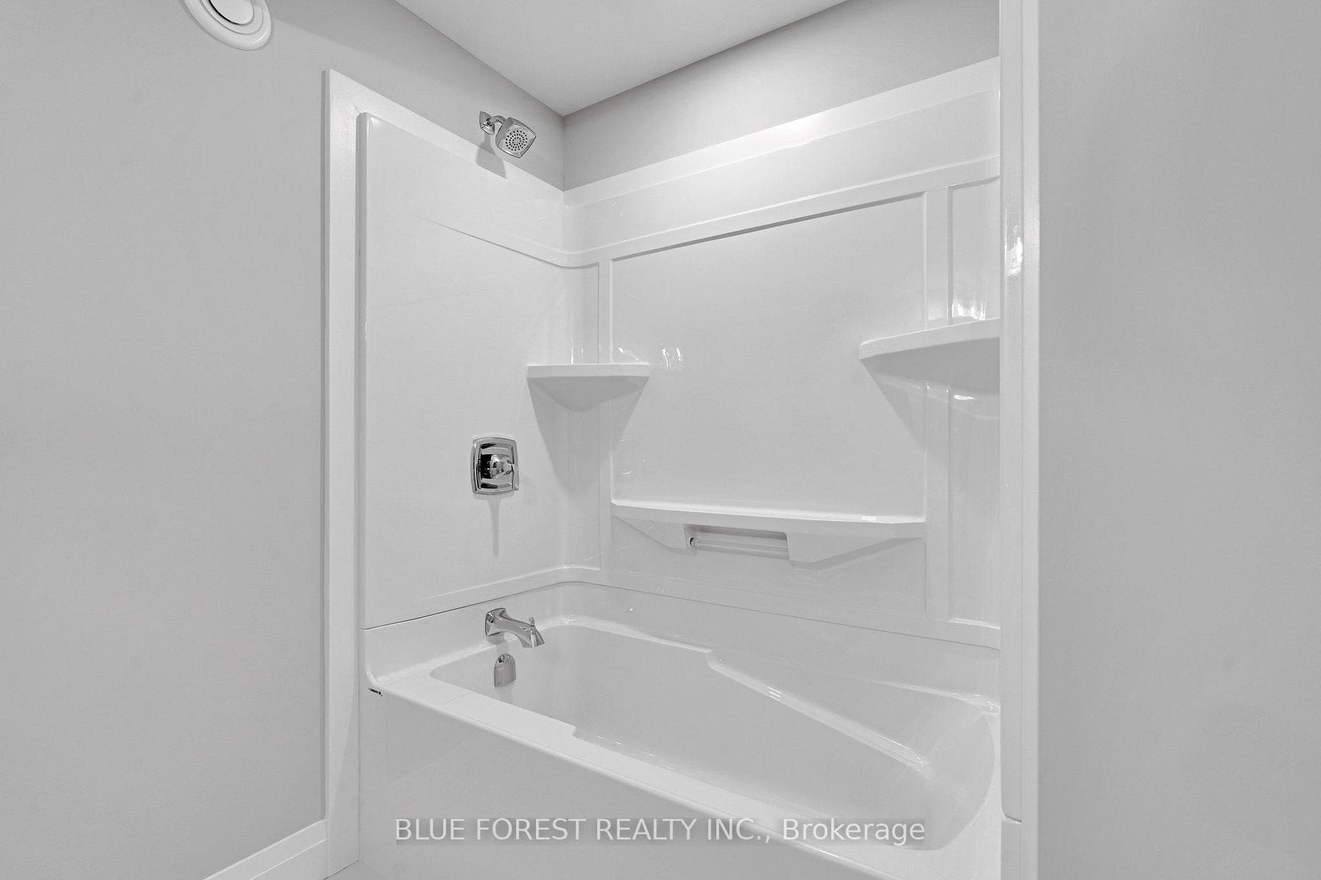 147 SHIRLEY Street photo 42