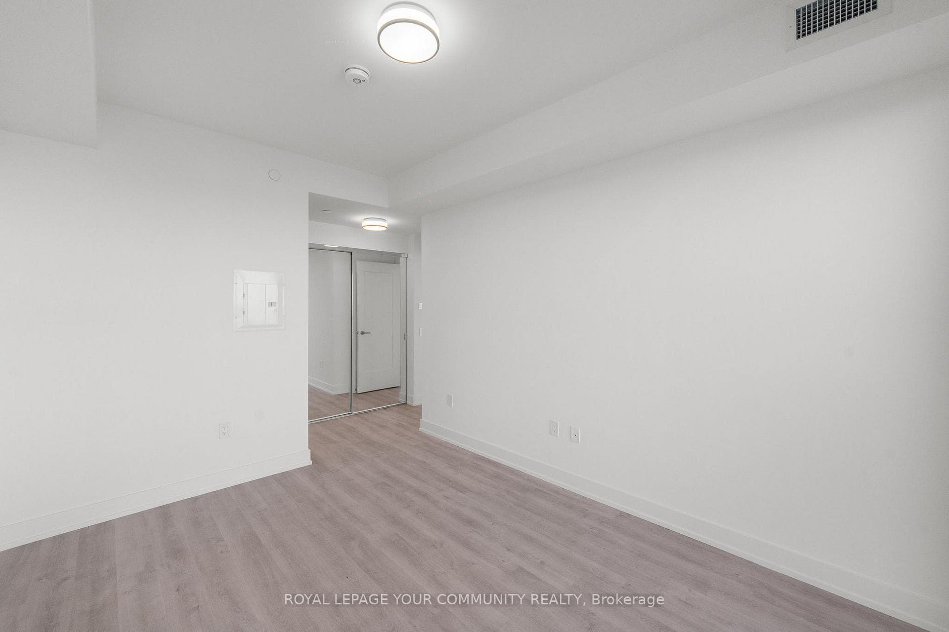 30 Inn on the Park Drive Unit 3204 photo 22