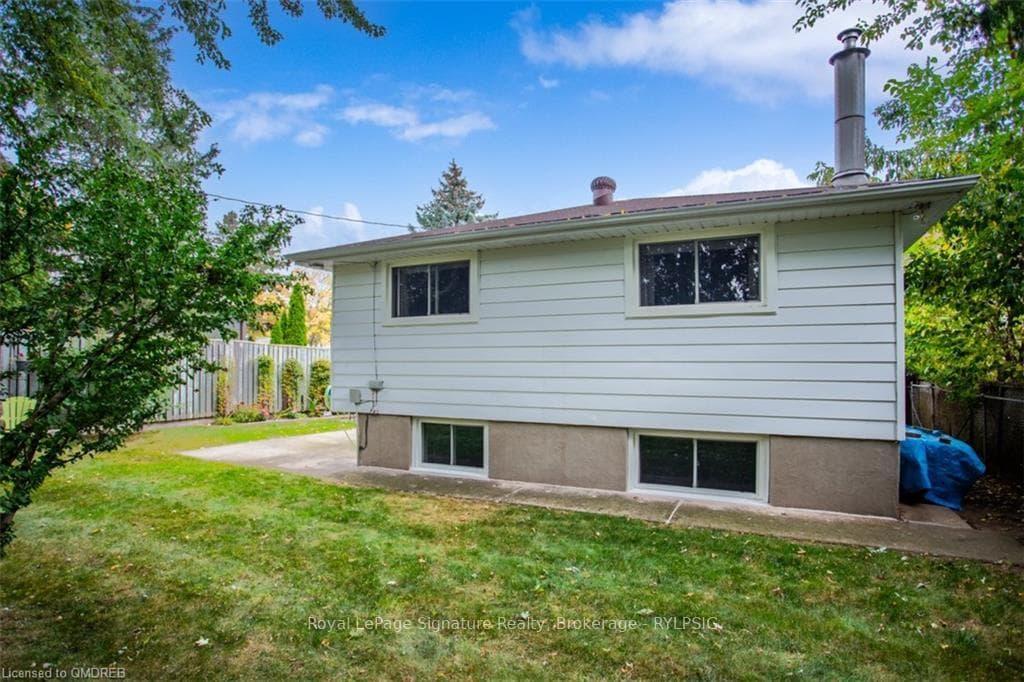 1252 TYRRELL Road photo 33