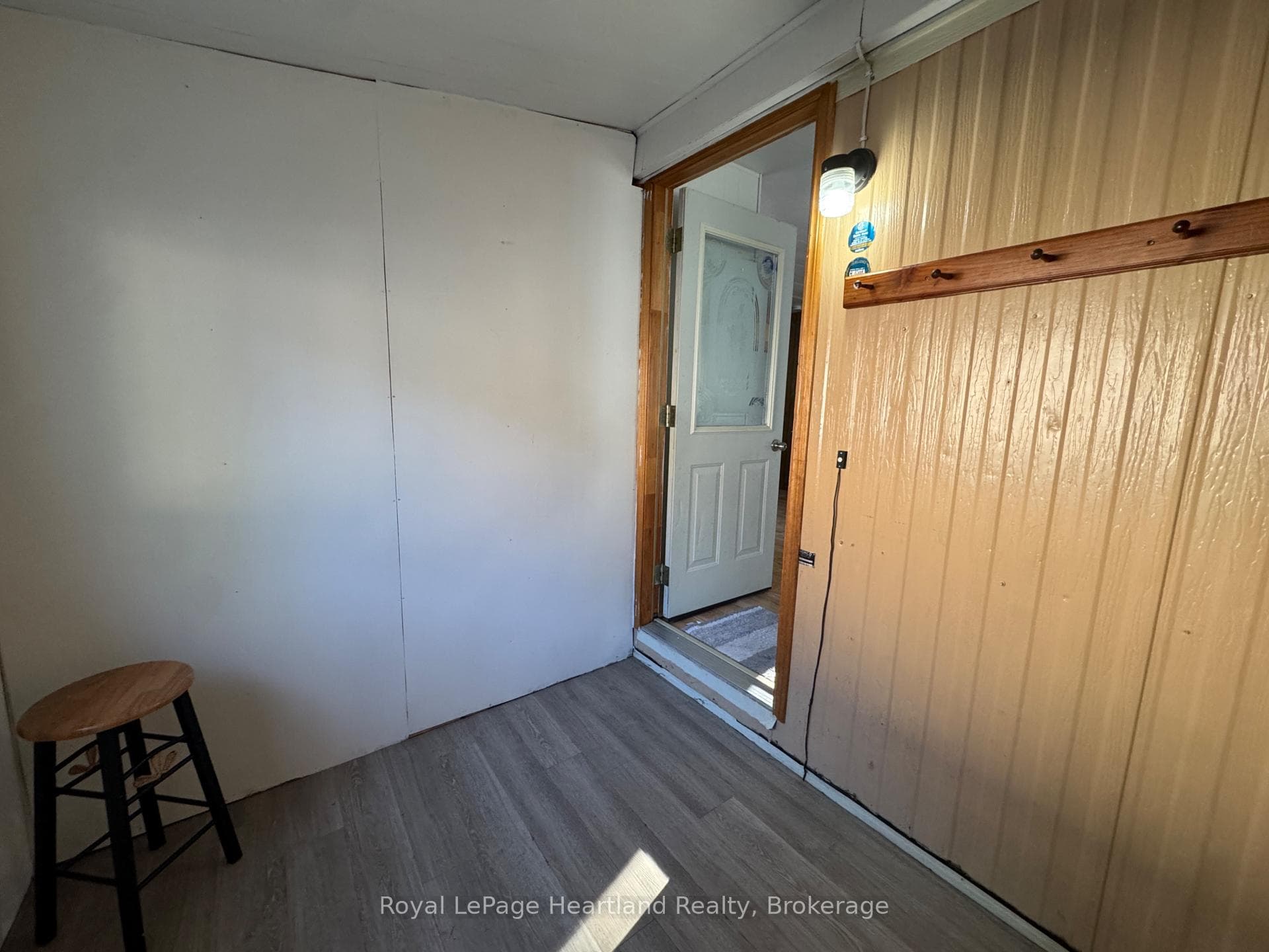 4 Trailer Park Road photo 16