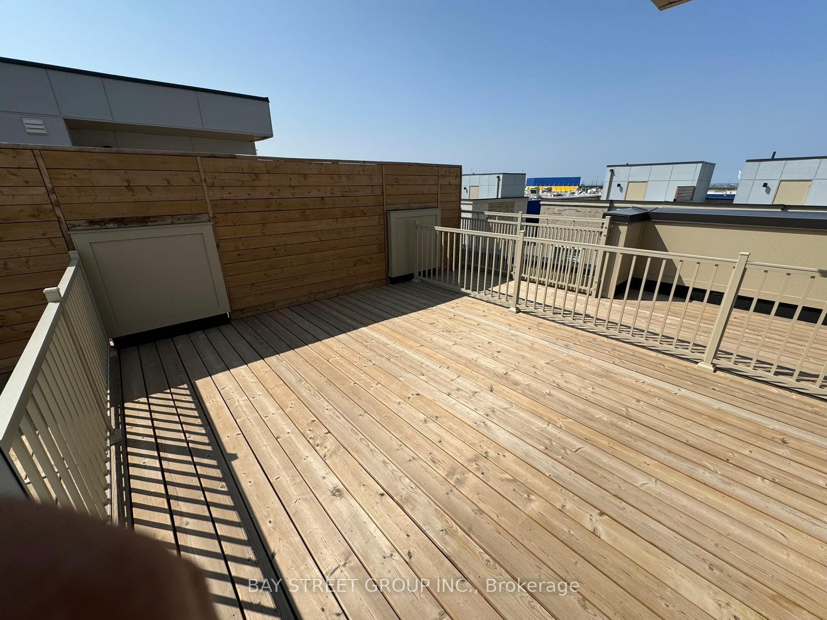 11 Honeycrisp Crescent Unit TH7 photo 11