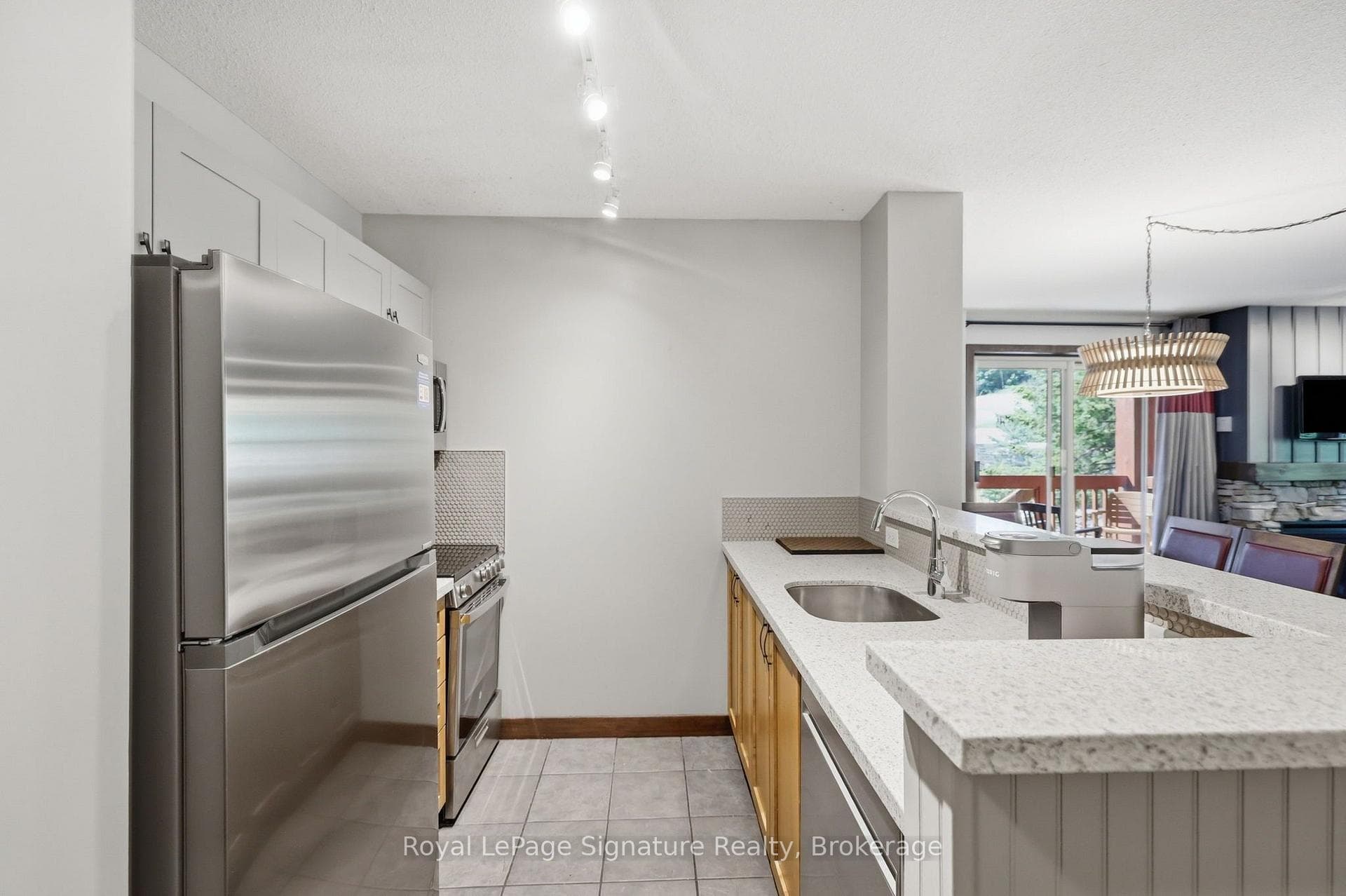 152 Jozo Weider Boulevard Unit 201 photo 9
