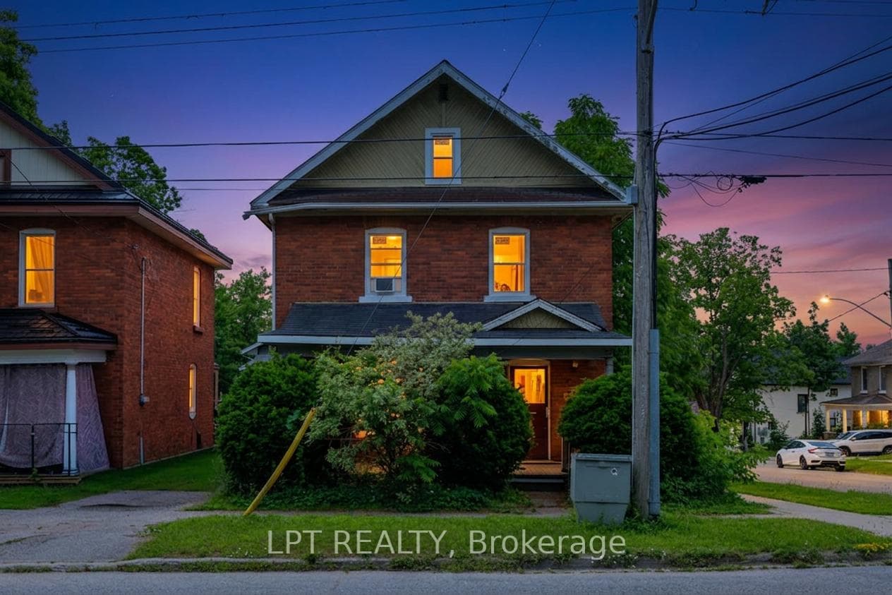 249 Harvey Street photo 2