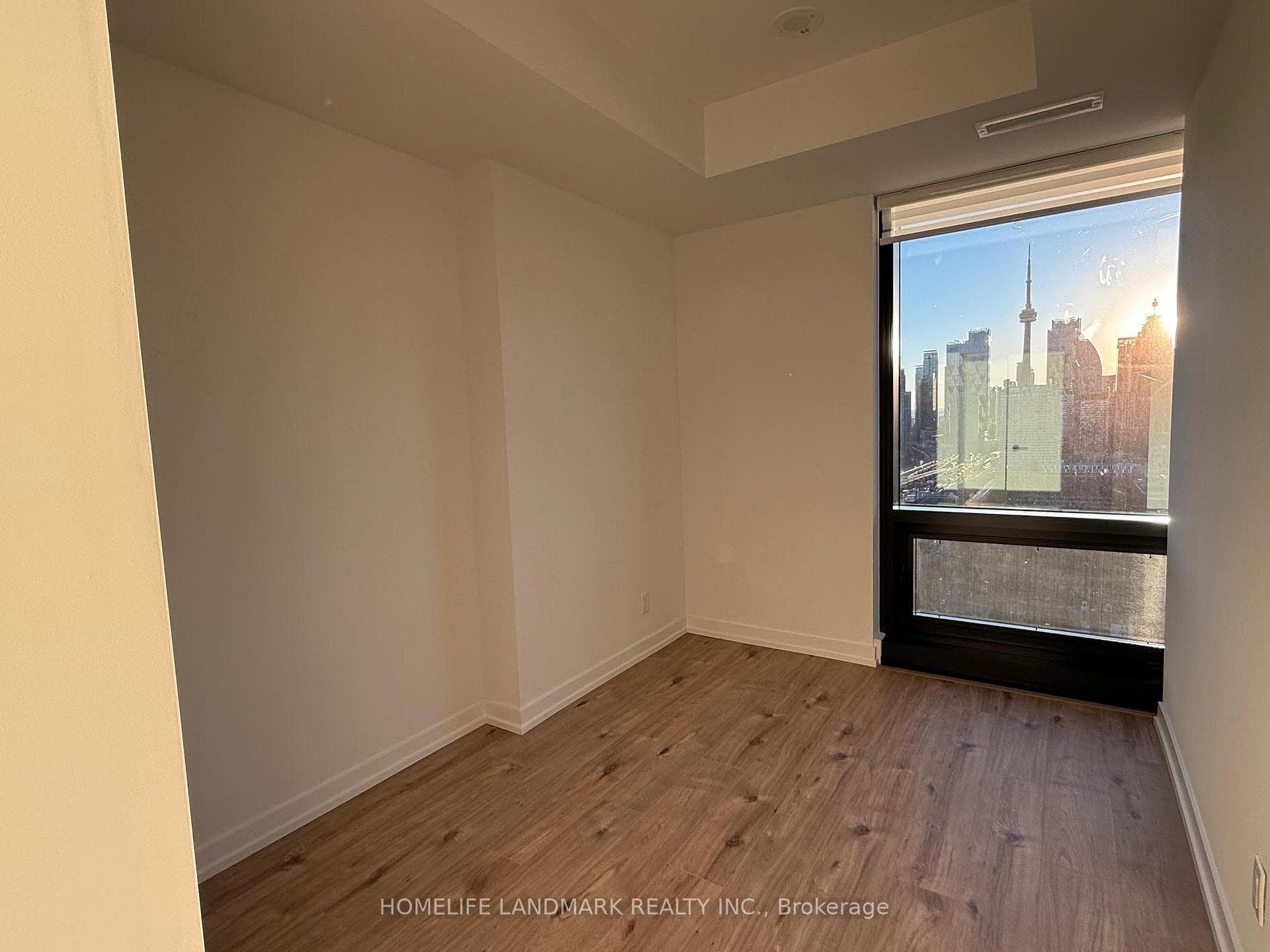 35 Parliament Street Unit 2906 photo 8