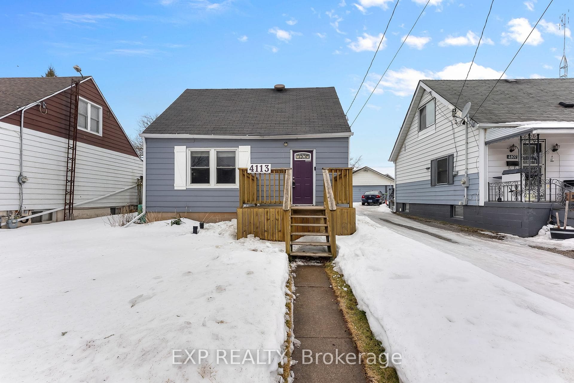 4113 Martin Avenue photo 1