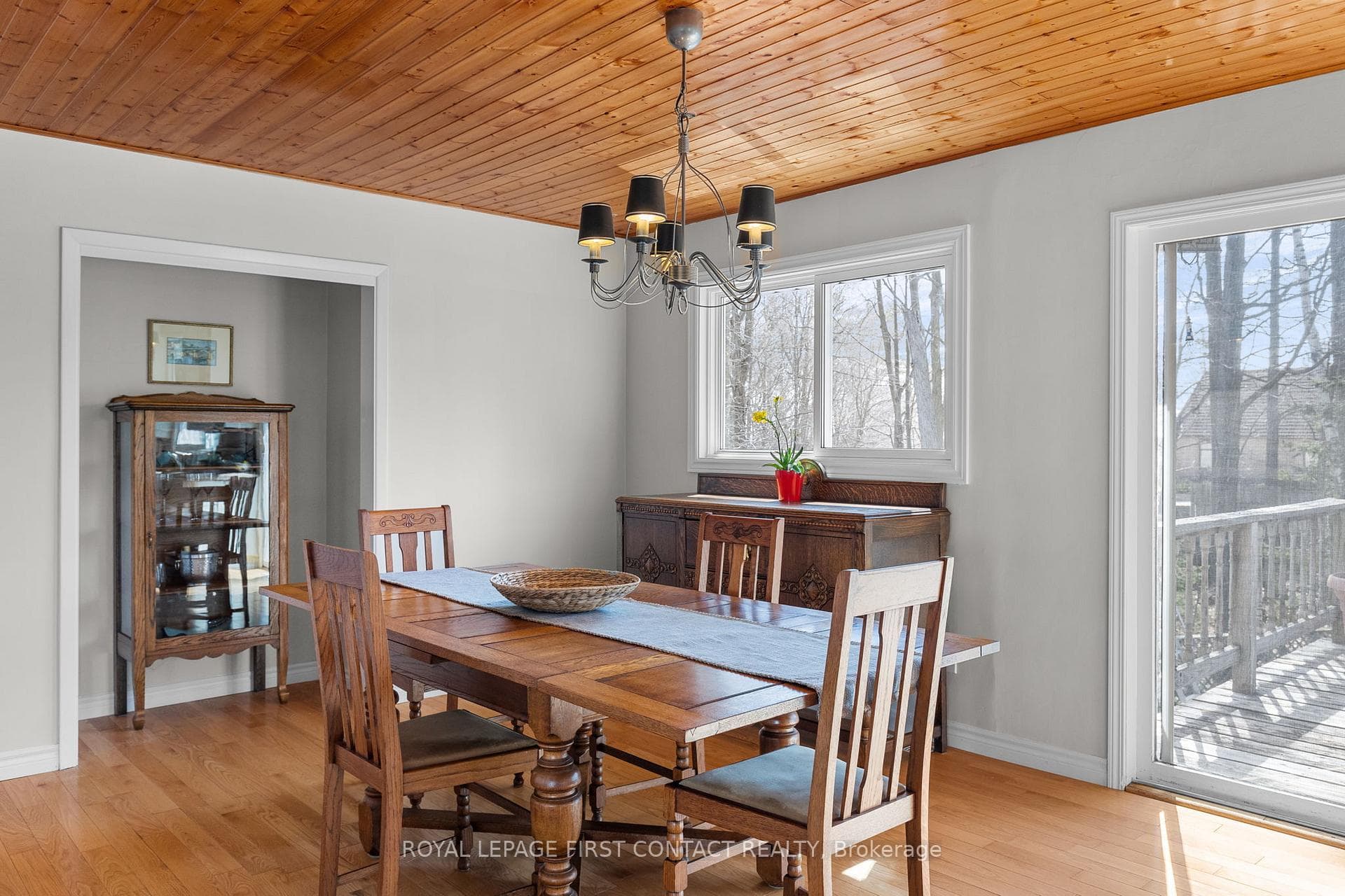 27 Shirley Avenue photo 12