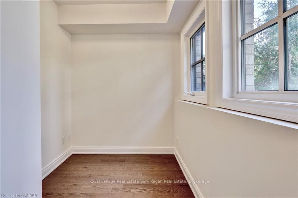 80 DAISY Avenue Unit 24 photo 3