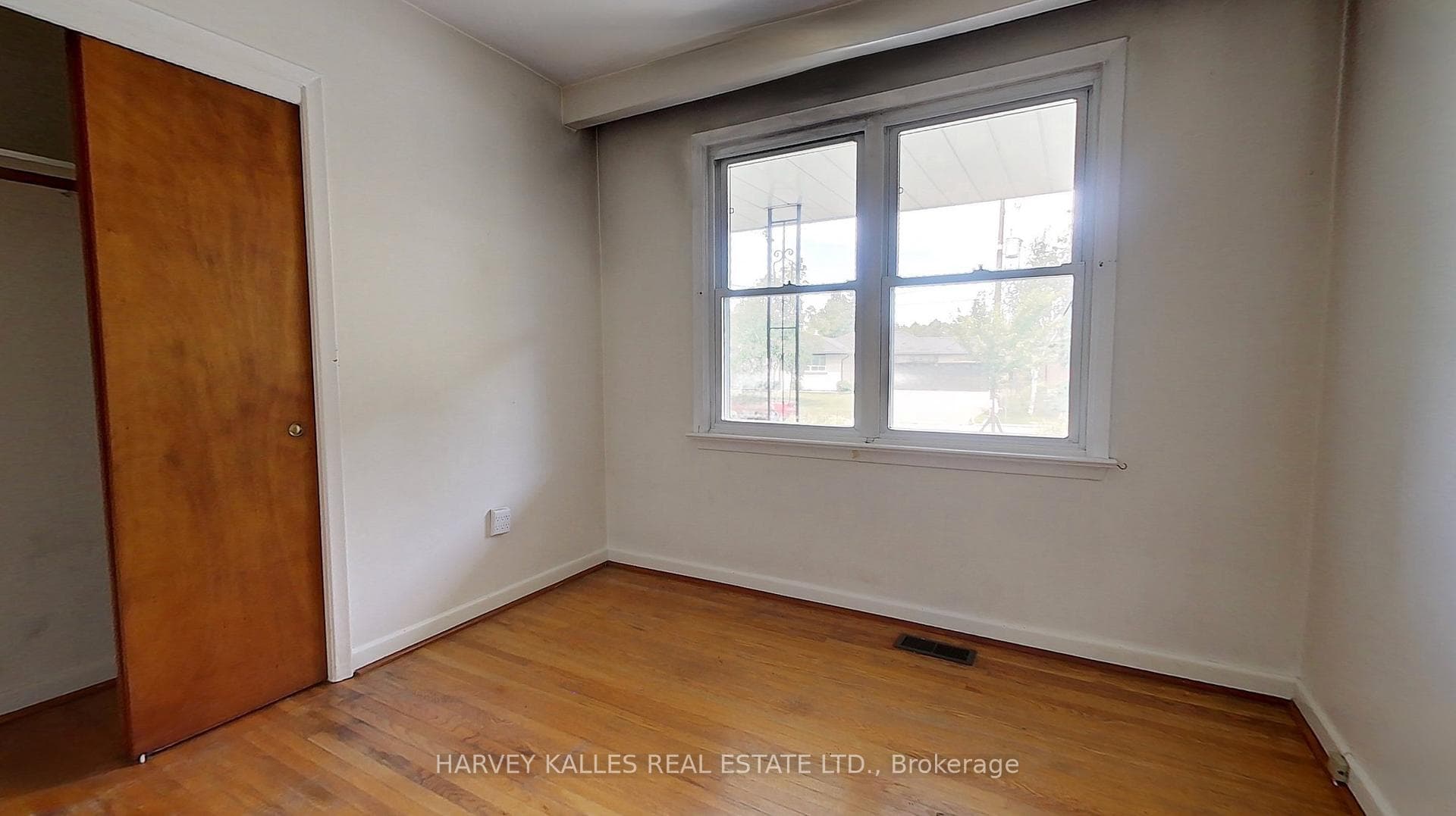 63 Coral Gable Drive photo 9