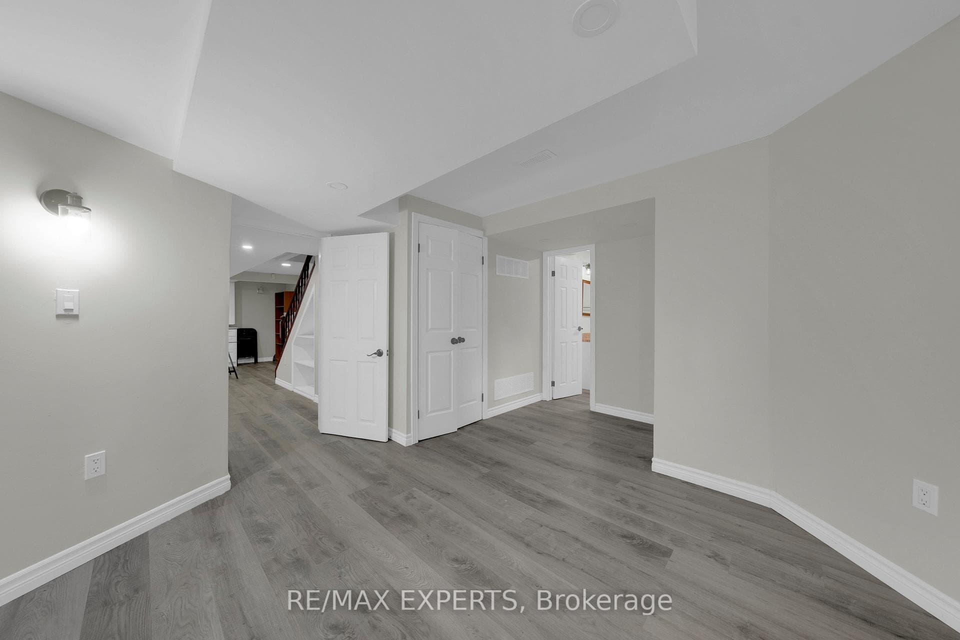 10 Red Oak Drive photo 37