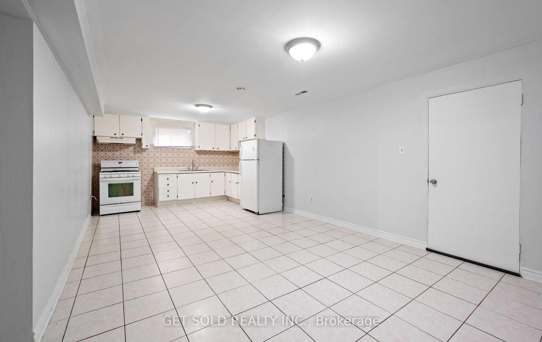 basement kitchen