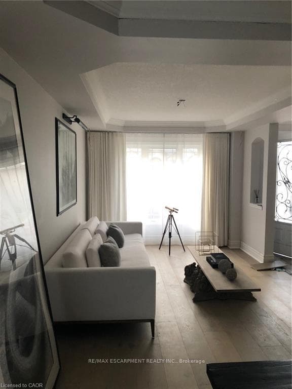 4 Raphael Court photo 20