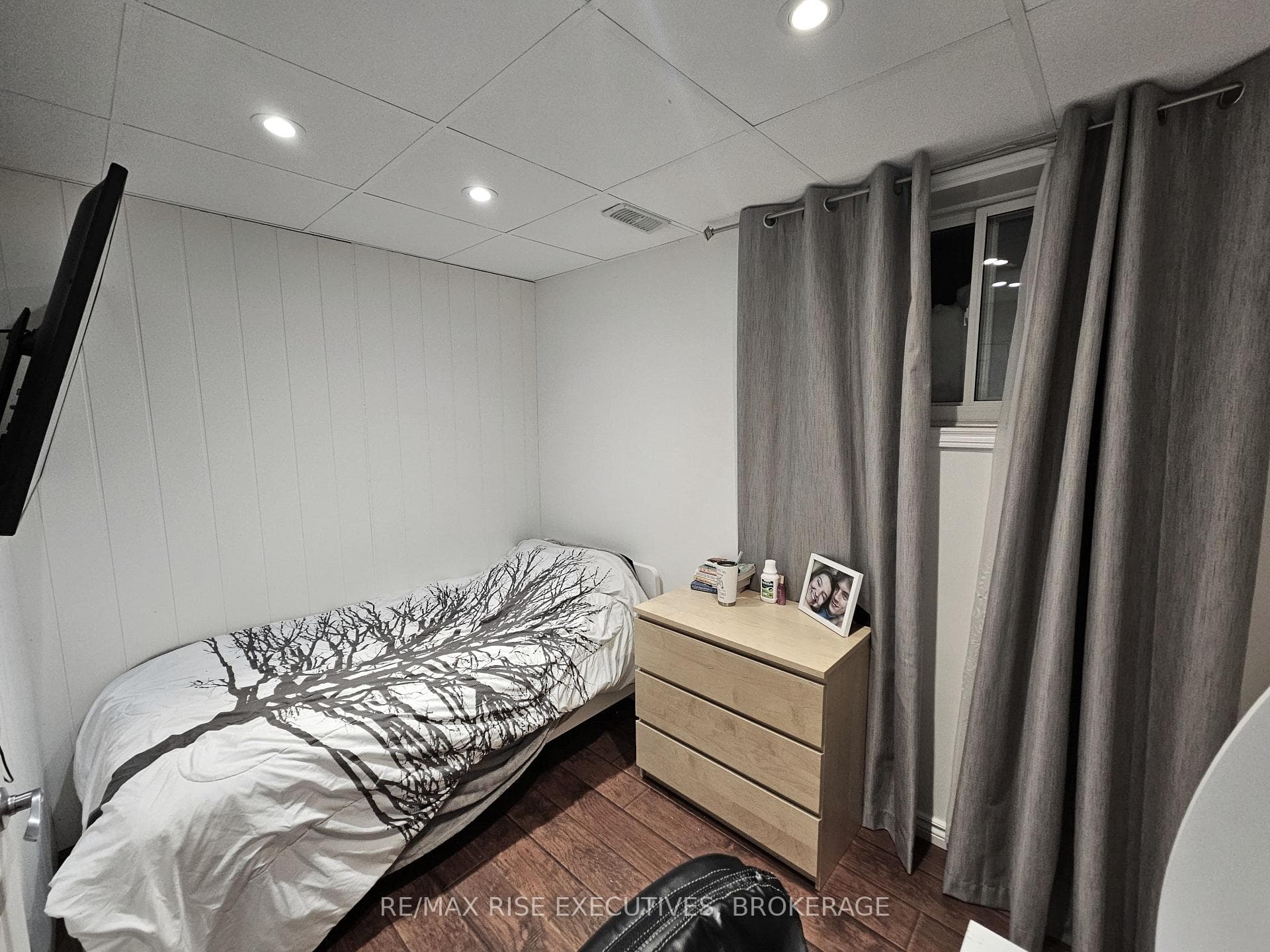 158 Joseph Street photo 21