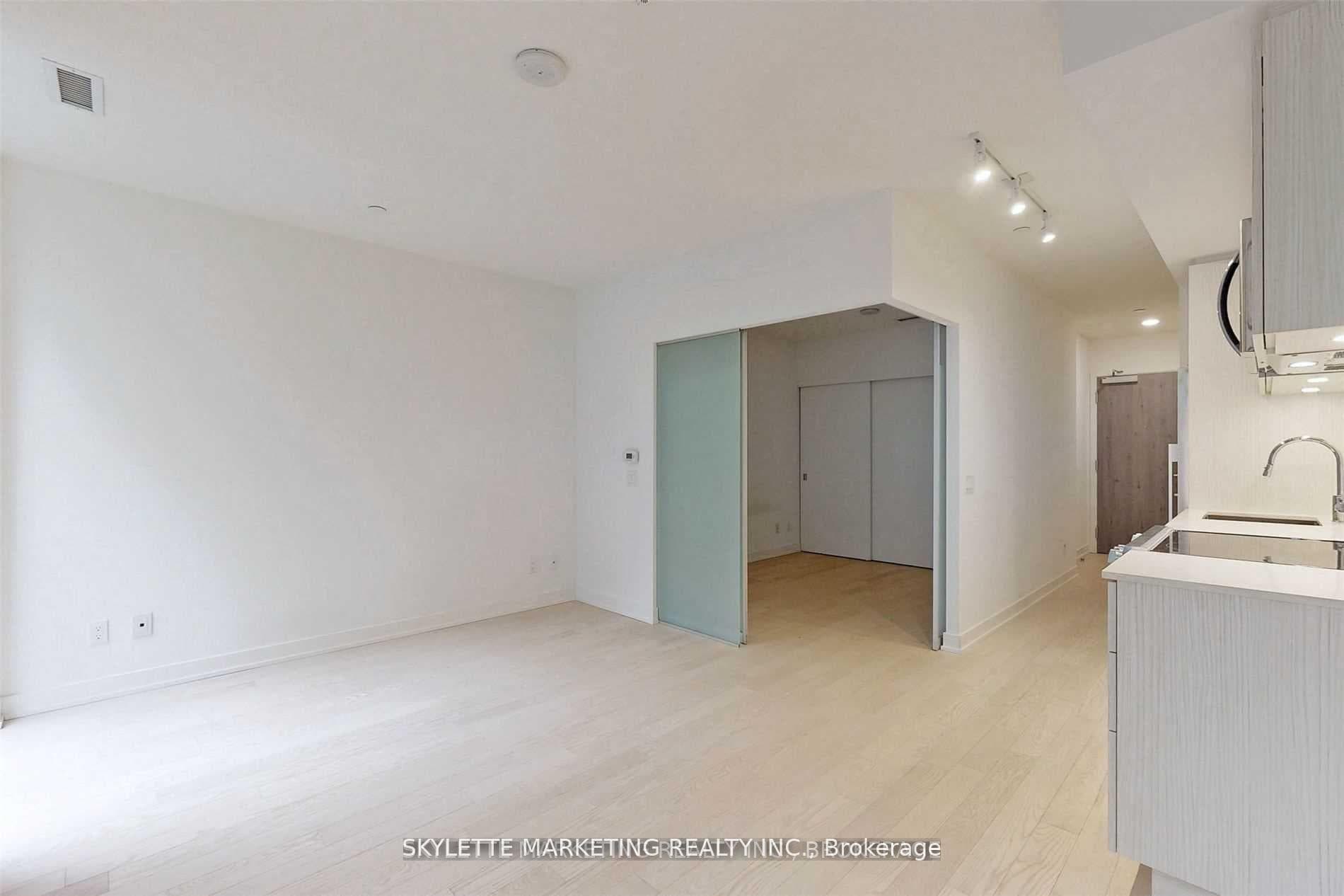 25 Richmond Street Unit 419 photo 2