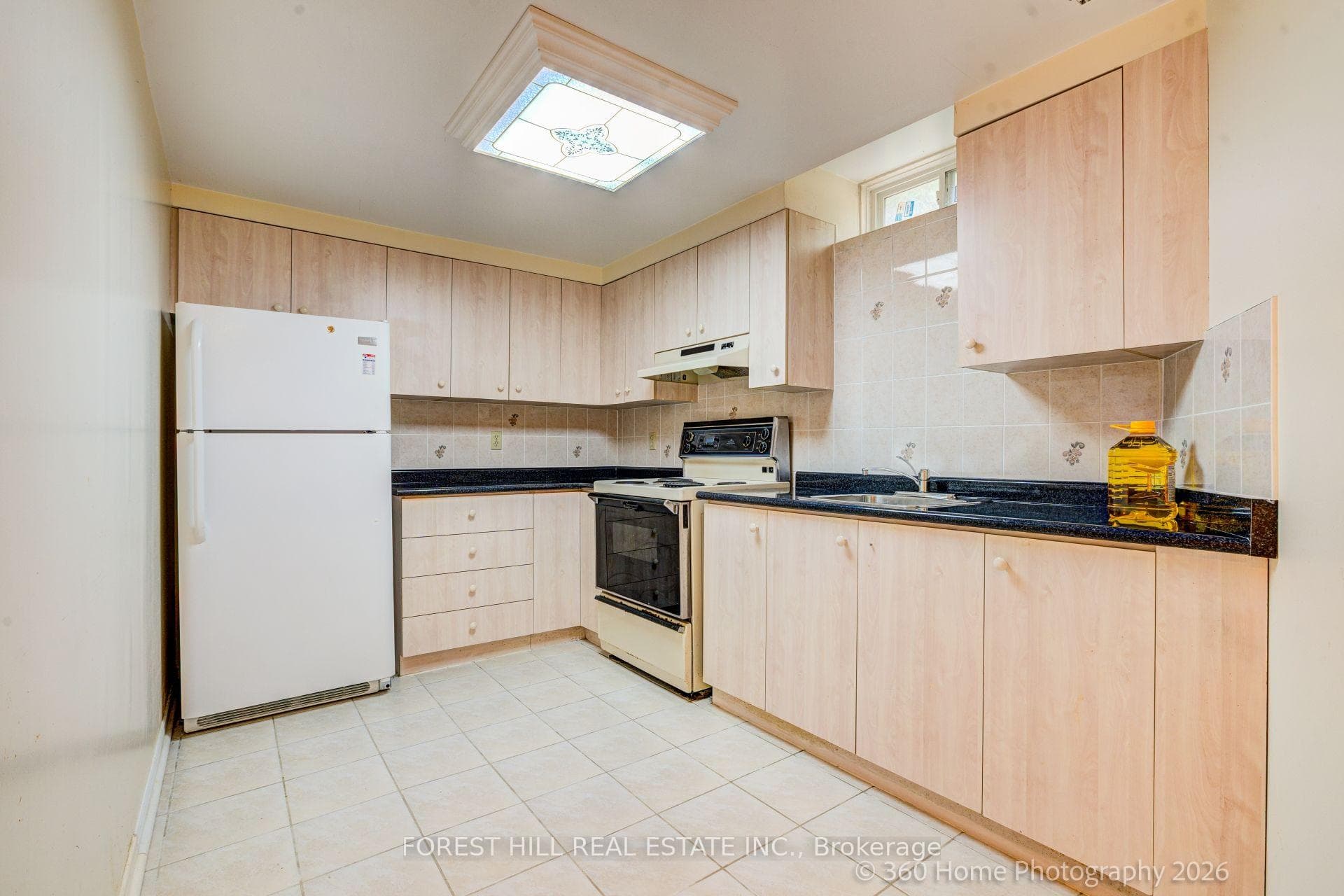 3679 Loyalist Drive photo 25