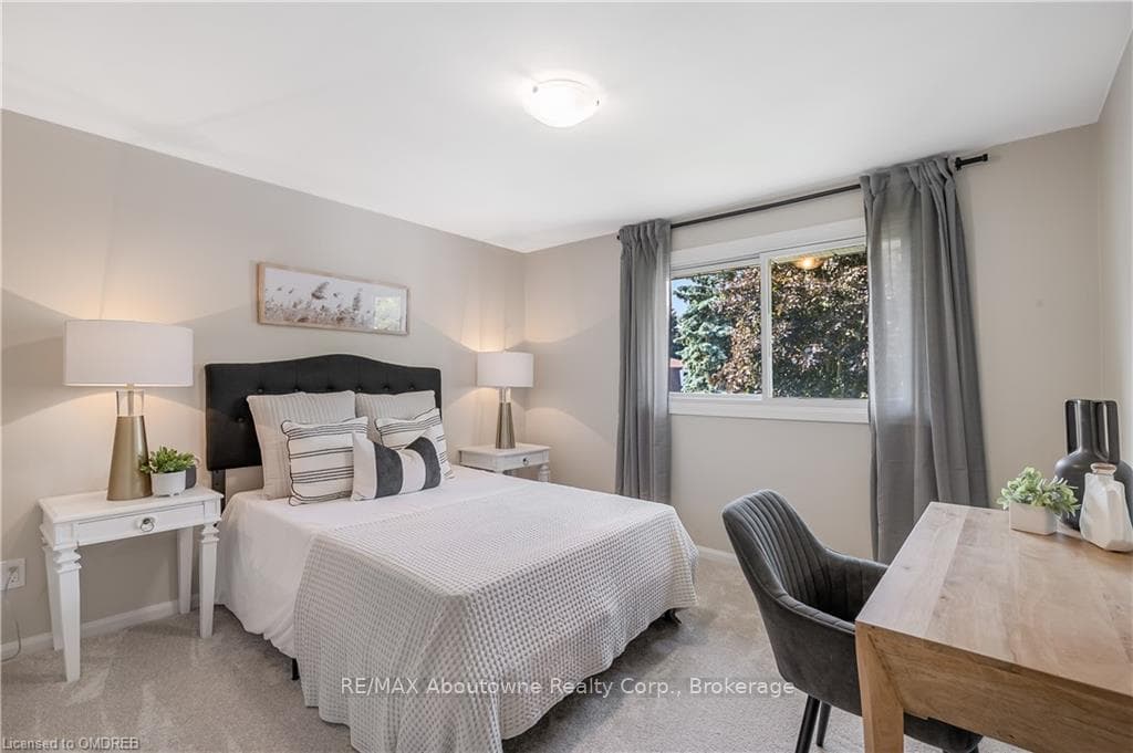 14 PENNI Place photo 24