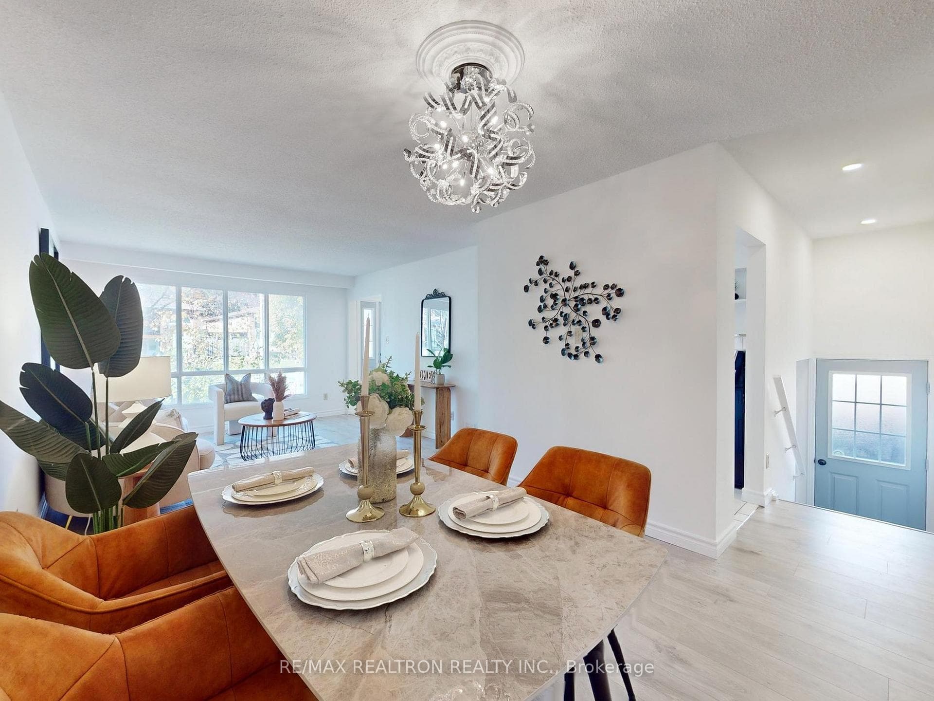2674 Sherhill Drive photo 8
