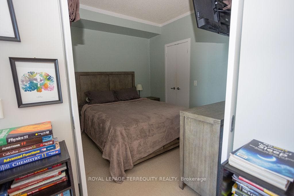 8 York Street Unit 3108 photo 38