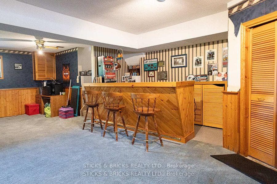 8238 Lexington Court photo 23