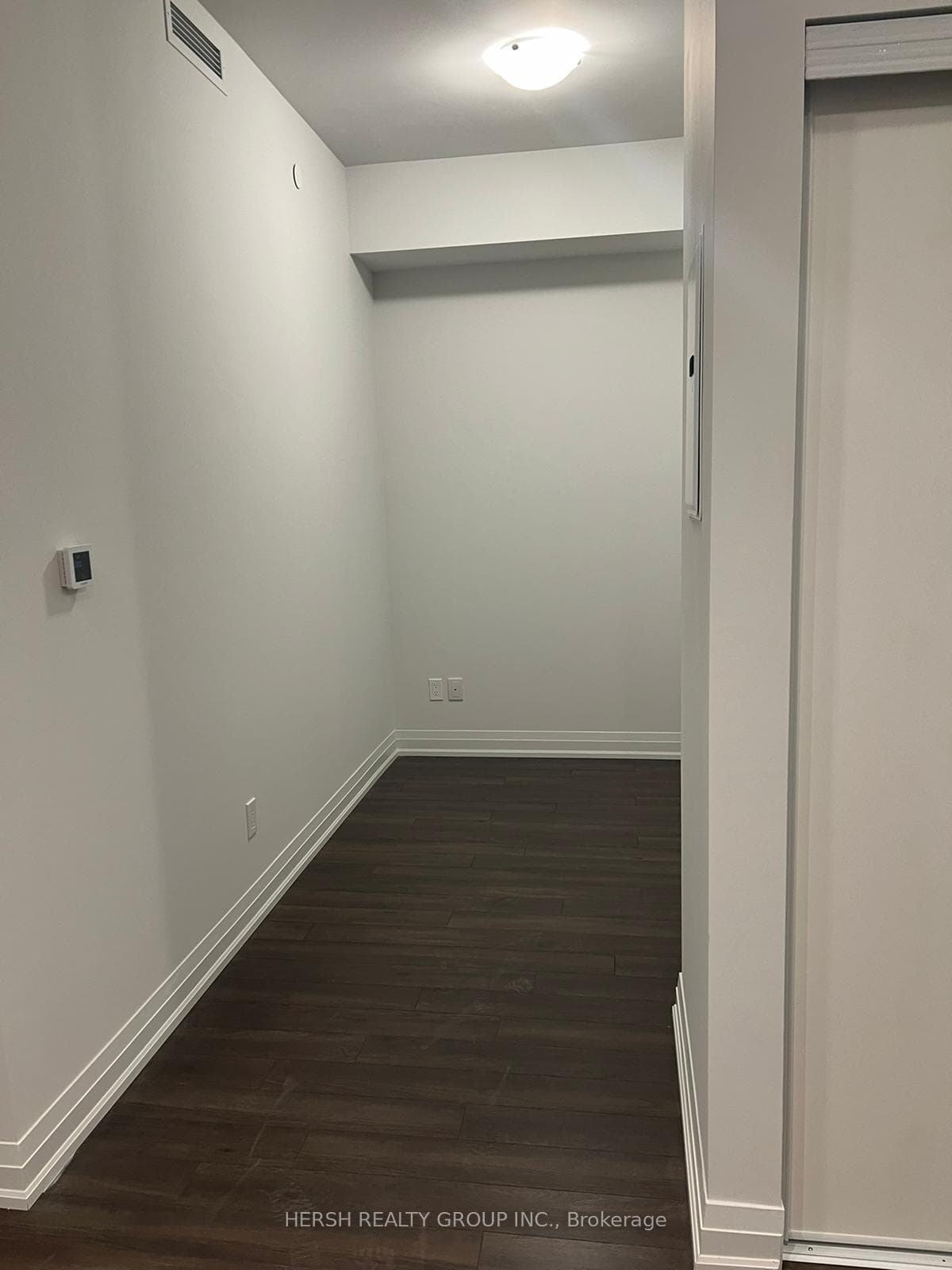 10 Meadowglen Place Unit 1103 photo 14