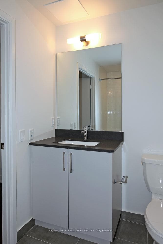 576 Front Street Unit 1510E photo 22