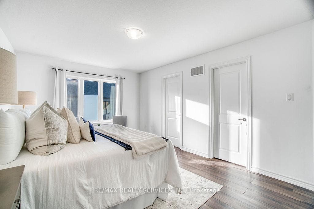 9 Copeman Avenue photo 23