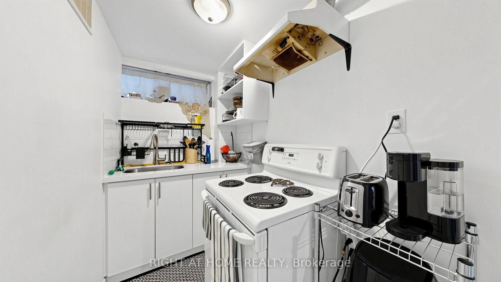 76 Fenside Drive photo 29