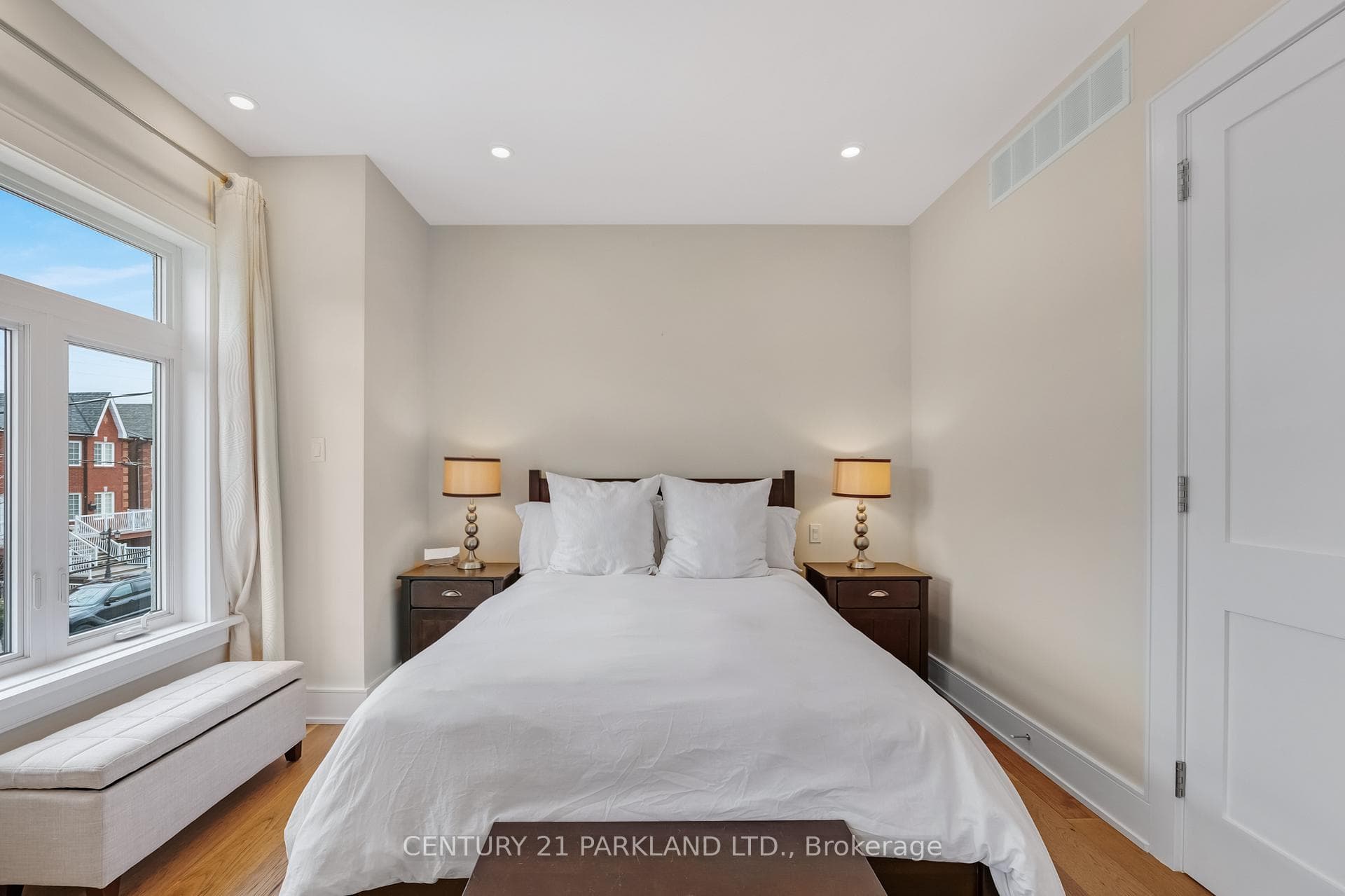 101 Chandos Avenue photo 25