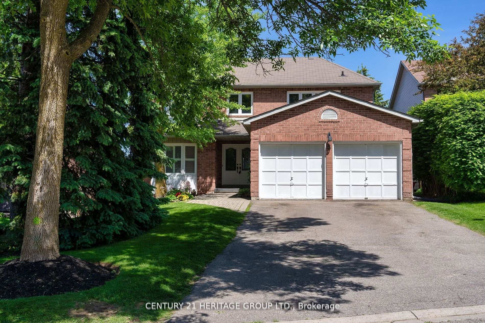 5 Beatty Crescent photo 2