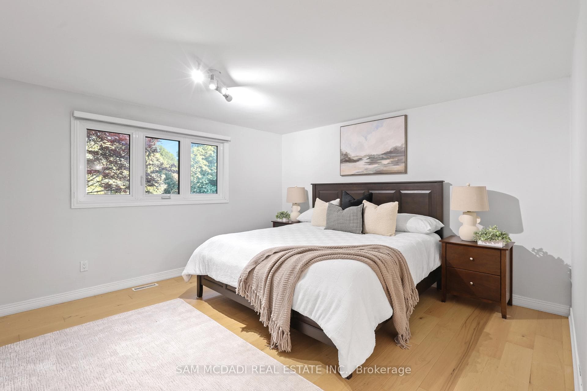 38 Kenninghall Boulevard photo 23