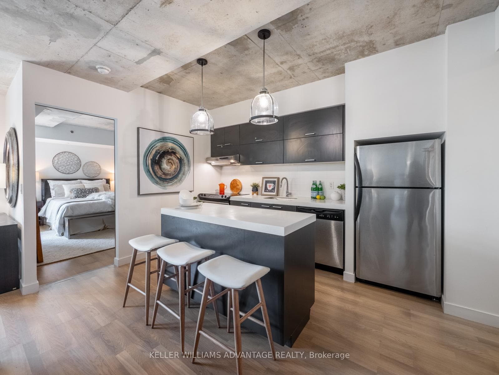 55 Stewart Street Unit 607 photo 7