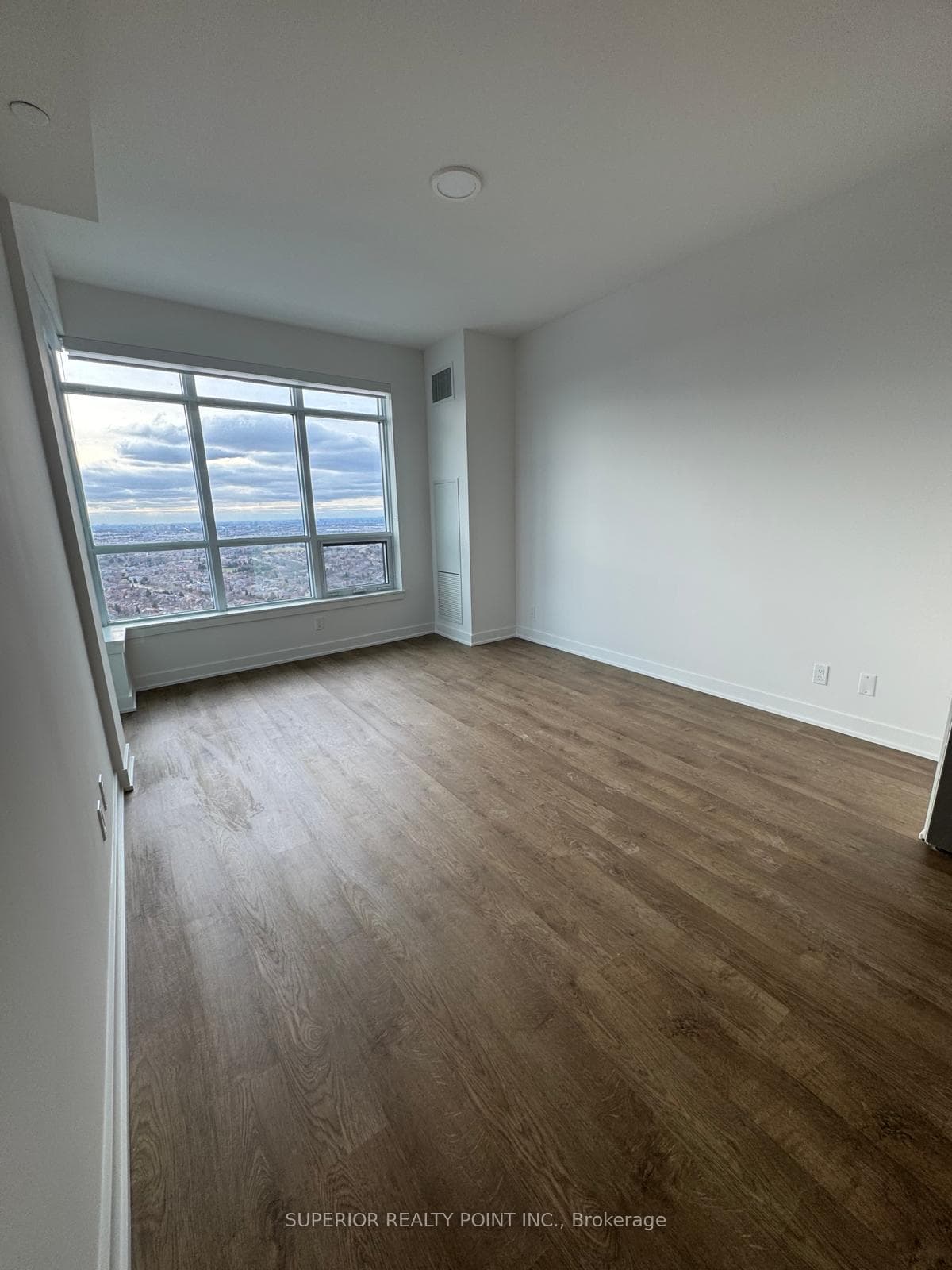 30 Upper Mall Way Unit A-2902 photo 3