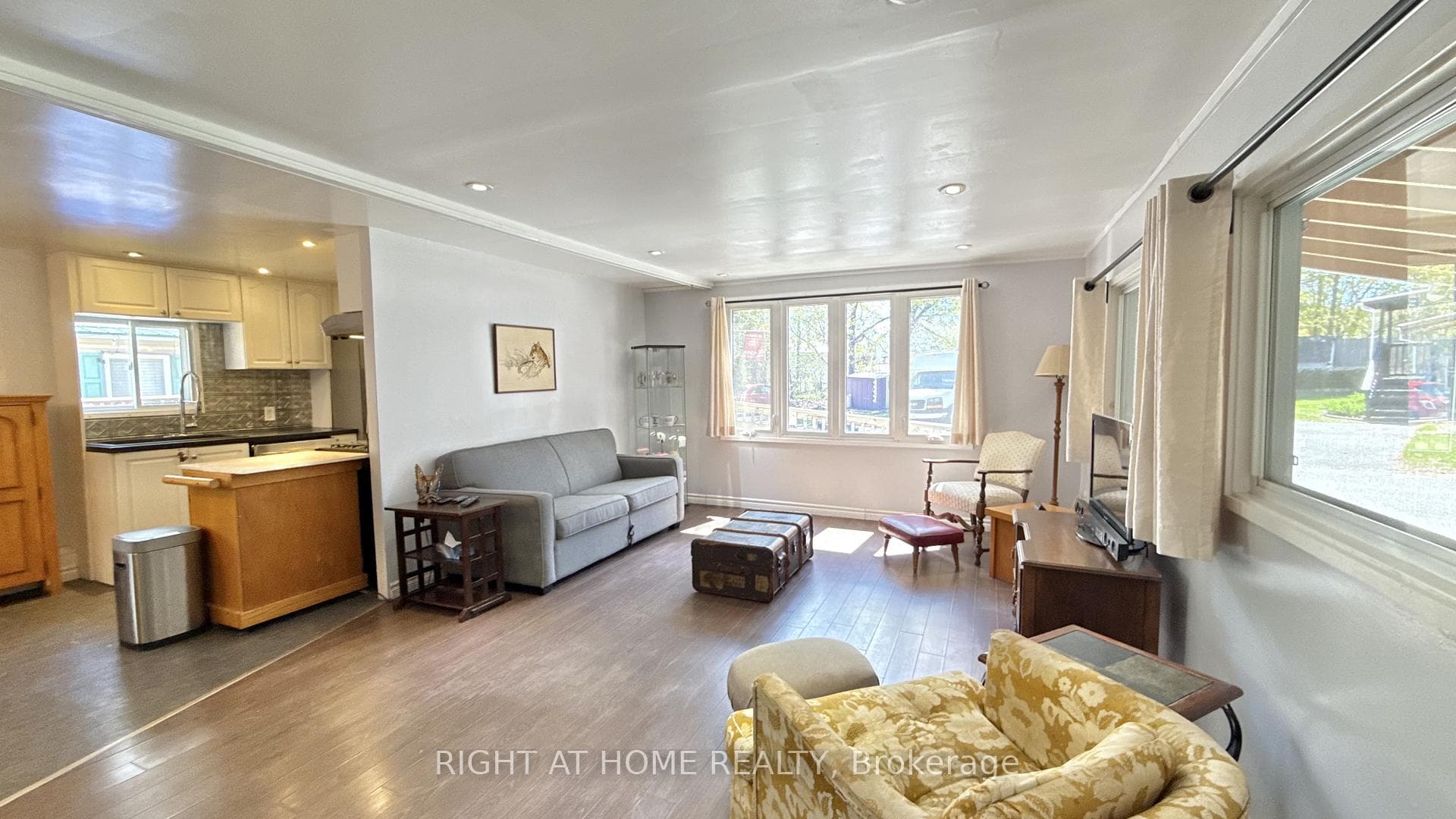 6 ROWAN Road photo 14
