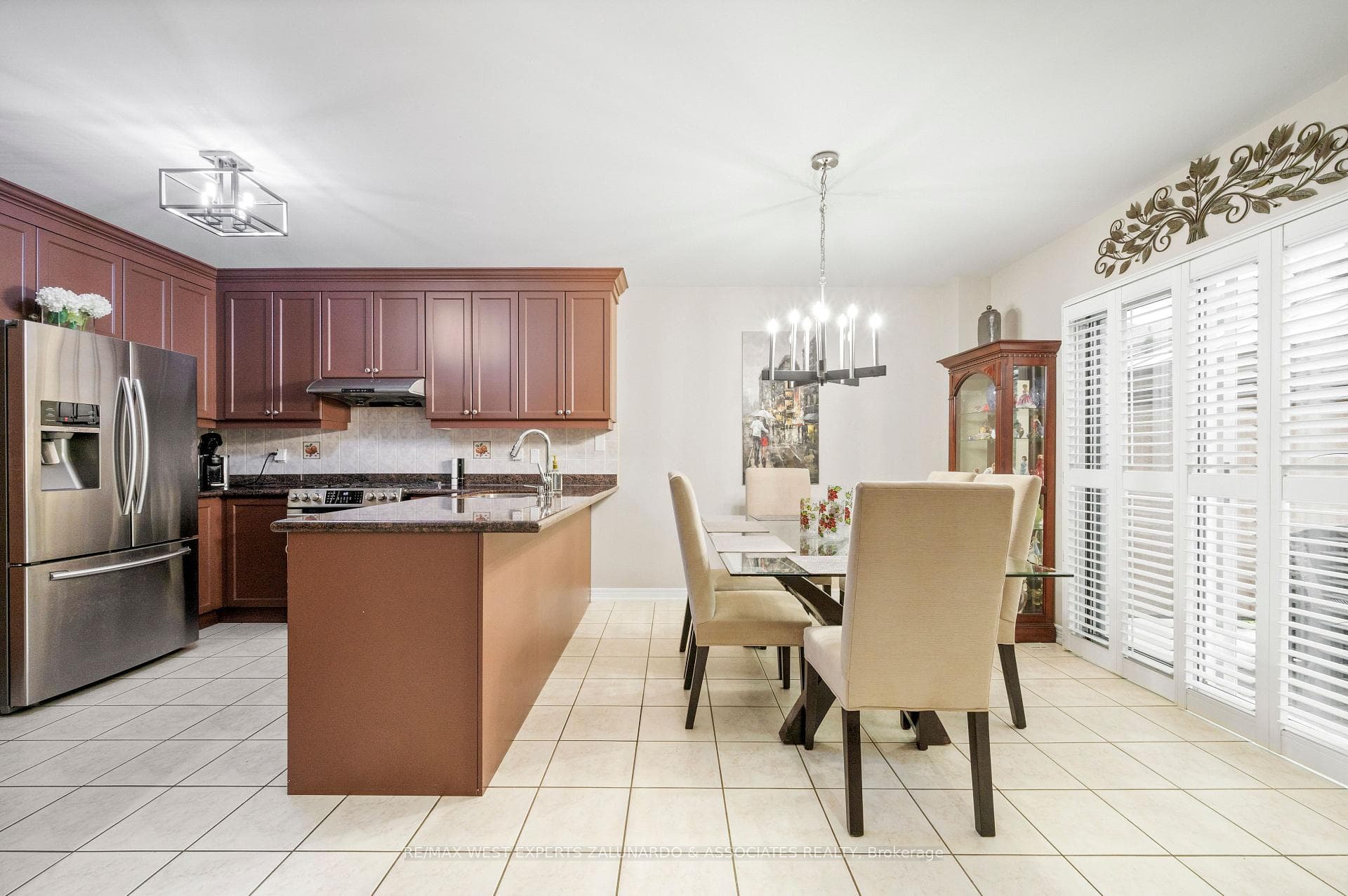59 Forest Fountain Drive photo 9