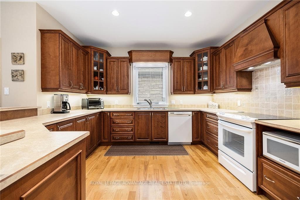 103 SMITH Drive photo 7