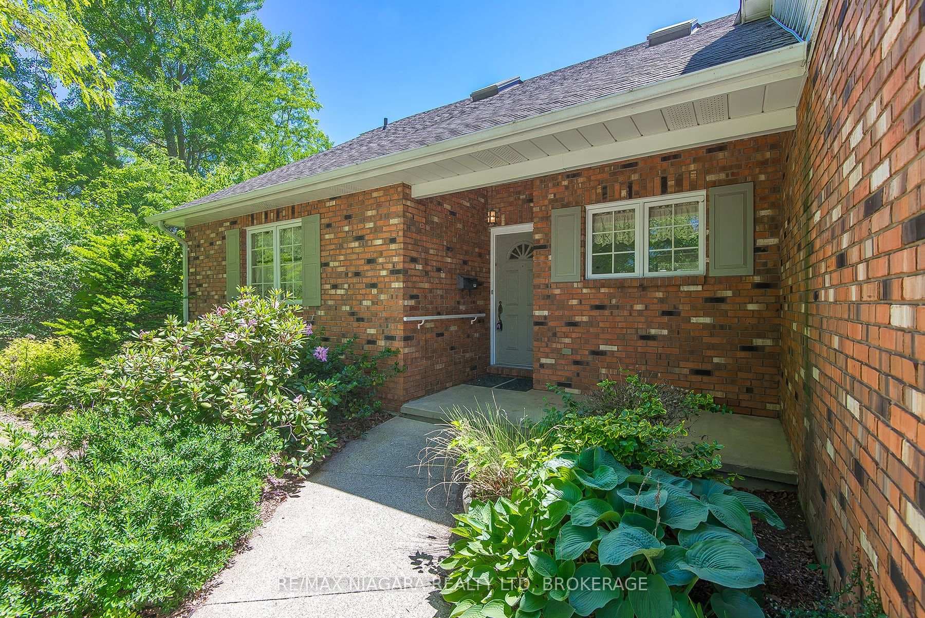 6254 Gore Street photo 4