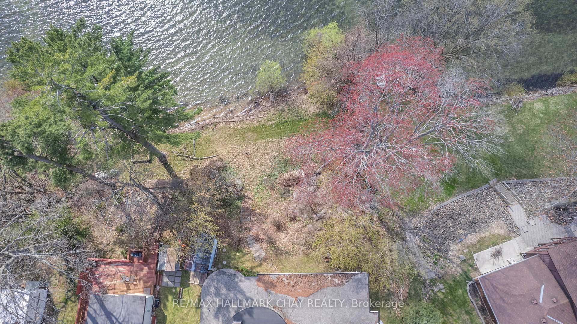 4 Lakeshore Road photo 40