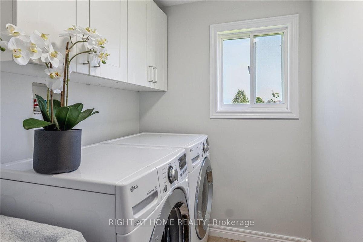 56 Darling Crescent photo 24