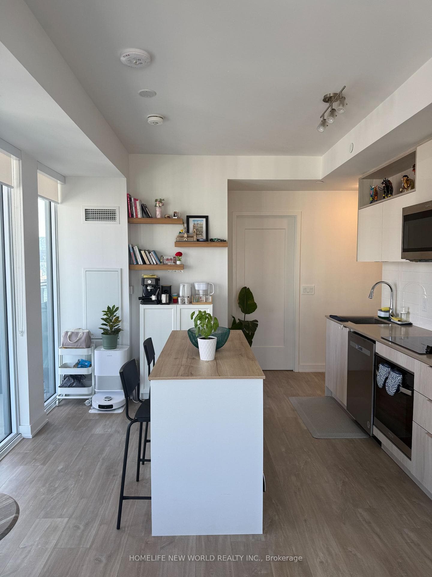 135 Lower Sherbourne St Street Unit 2333 W photo 6