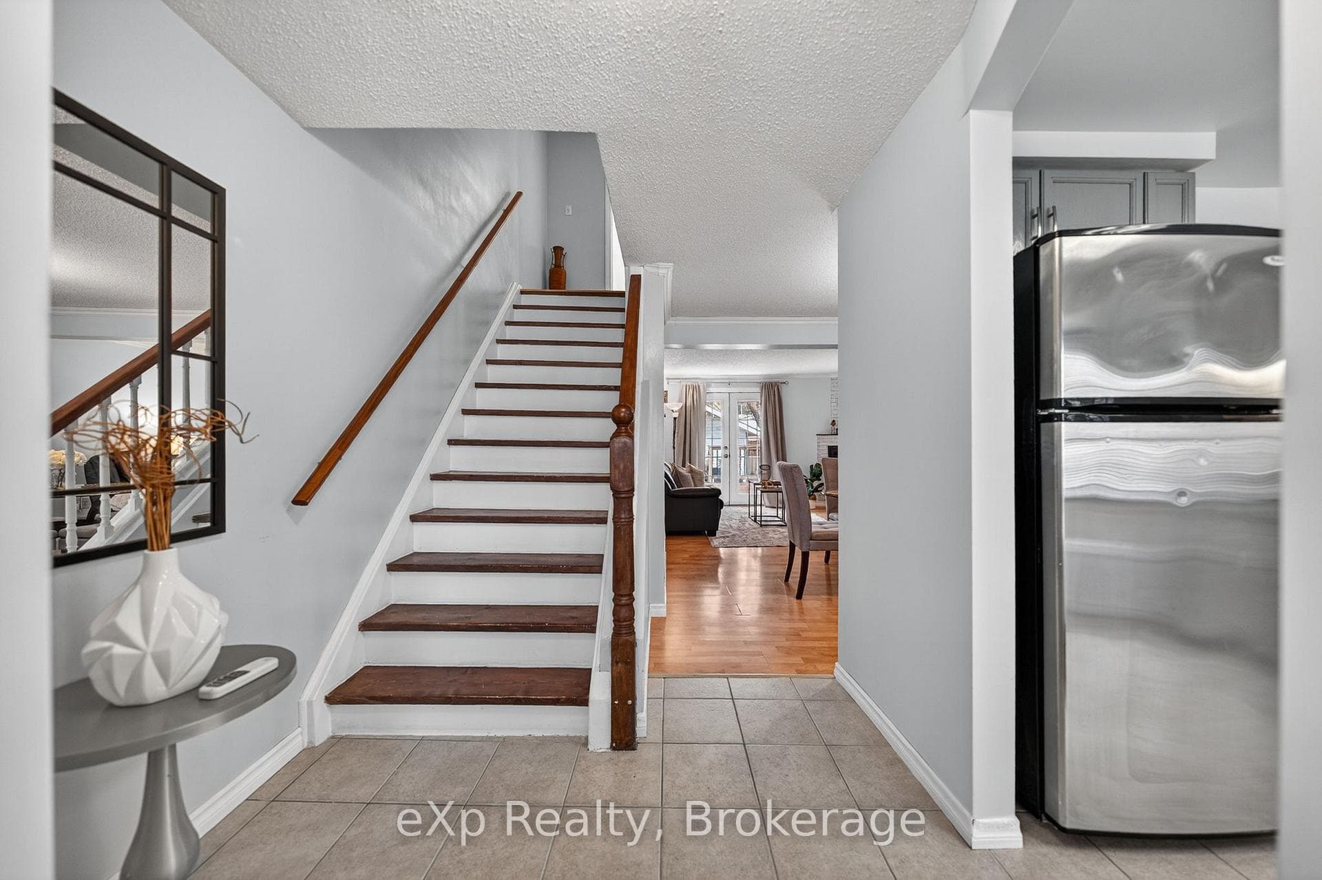 111 Connelly Drive photo 8