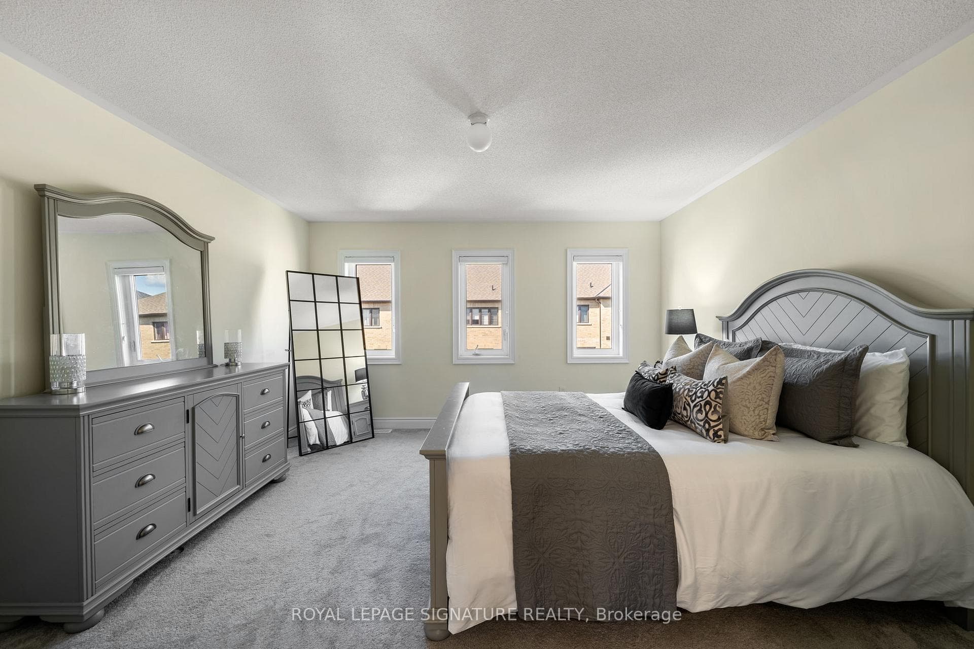 16 Closson Drive photo 19