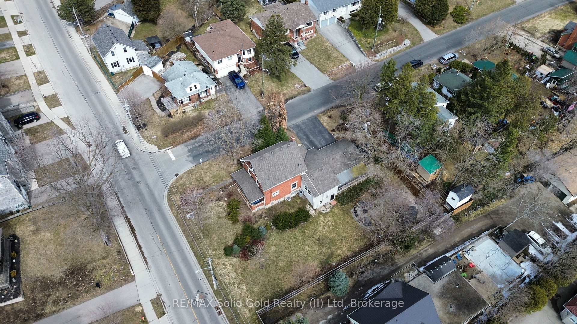 56 Woolwich Street photo 43
