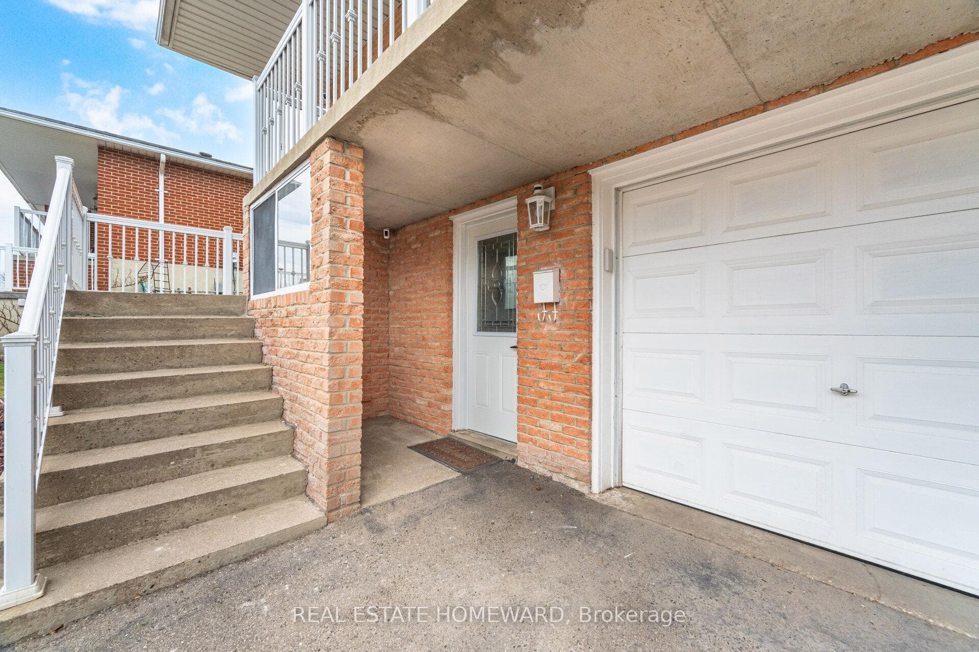 309 Royal Salisbury Way photo 28