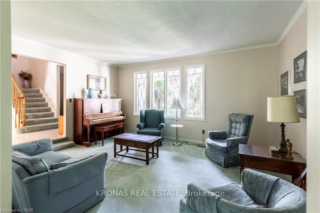 8 Jerome Park Drive photo 8