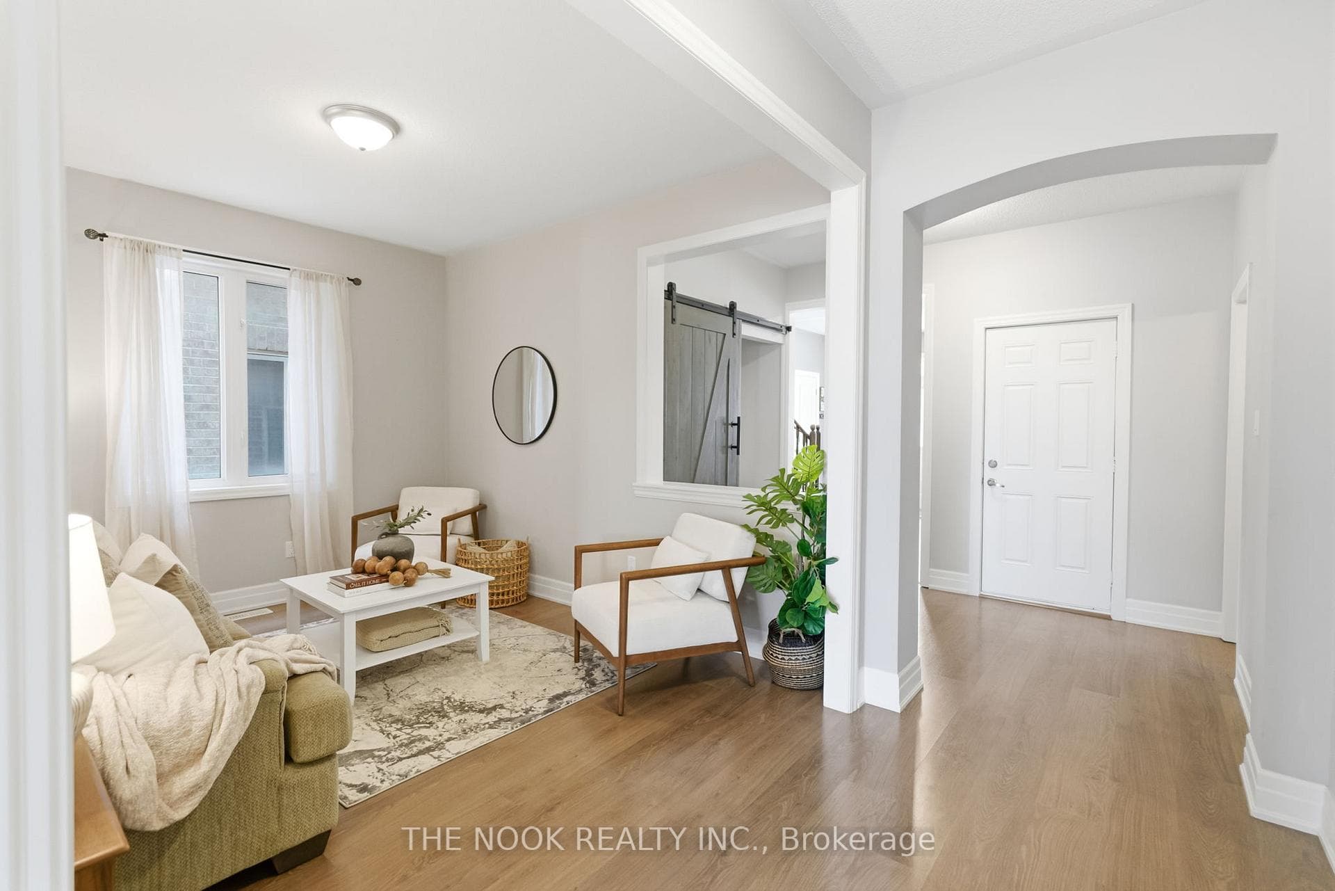 2507 Standardbred Drive photo 20