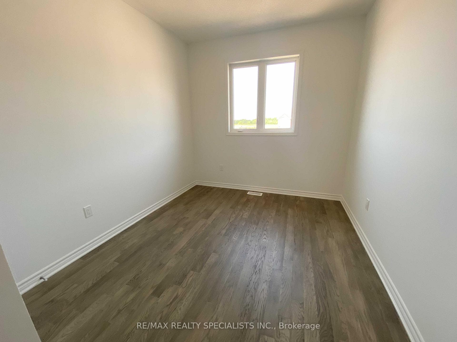 1183 Milland Drive photo 19